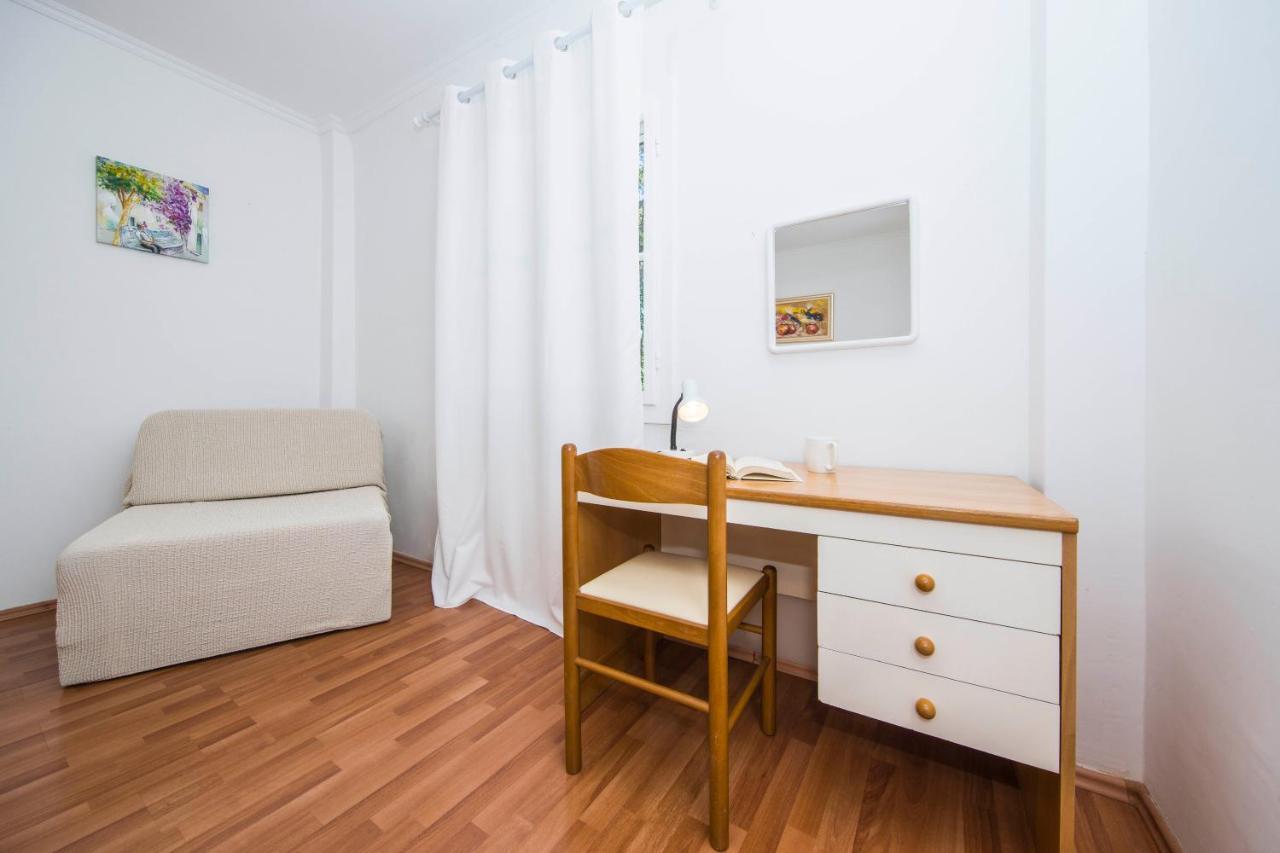 Odrina Apartament *