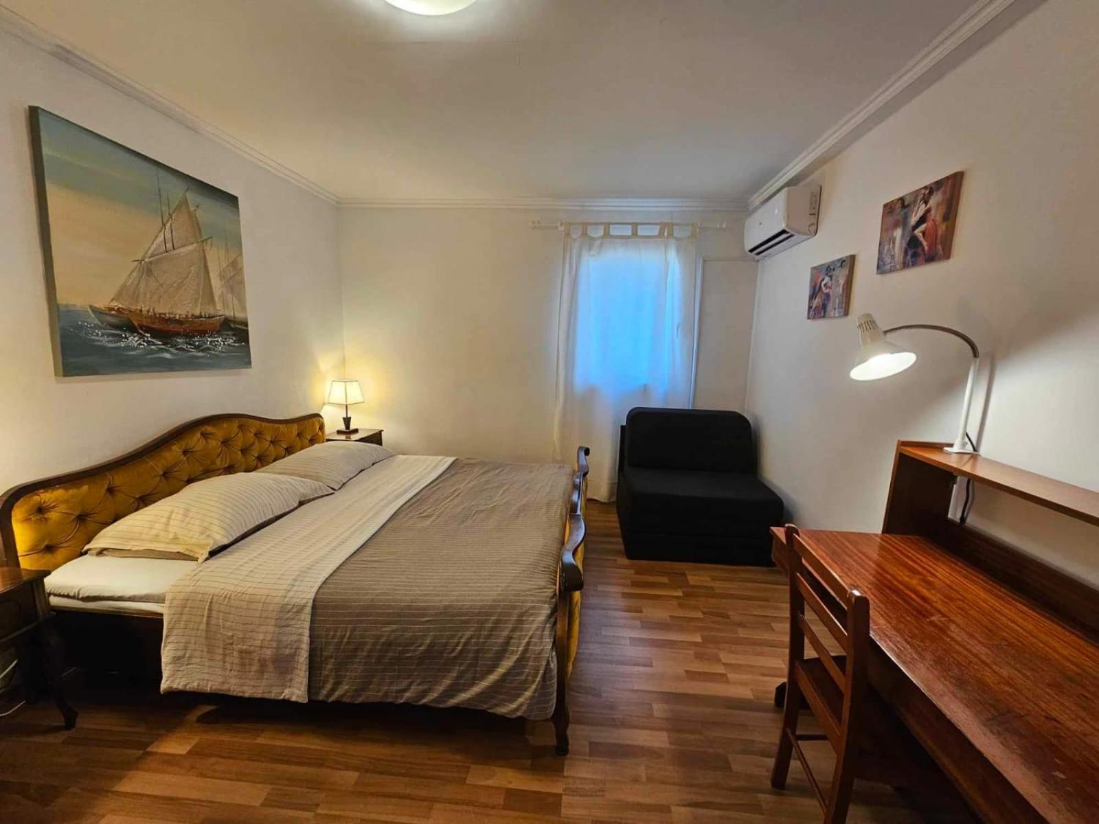 Apartament Odrina *
