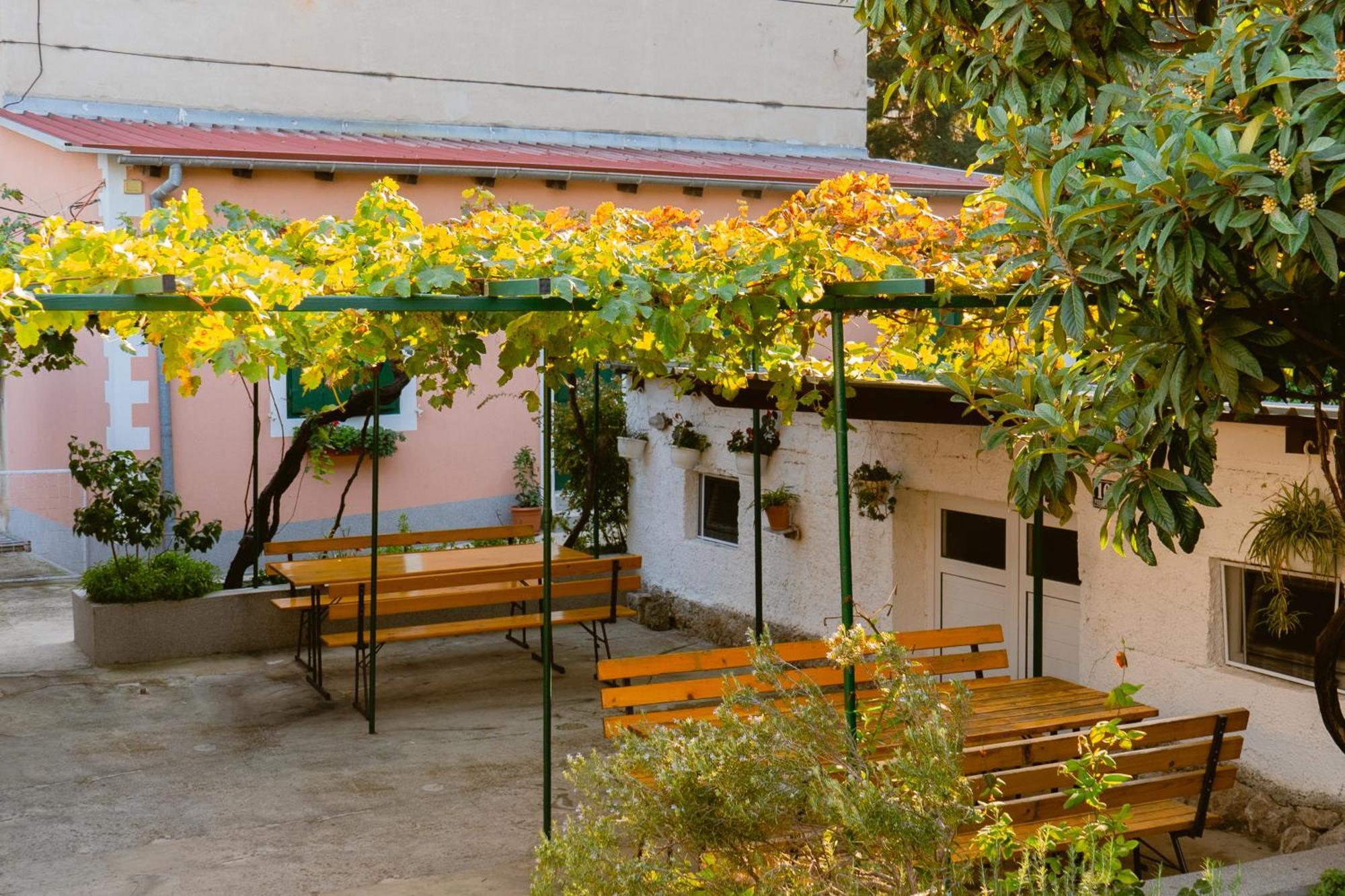 Odrina Apartament *